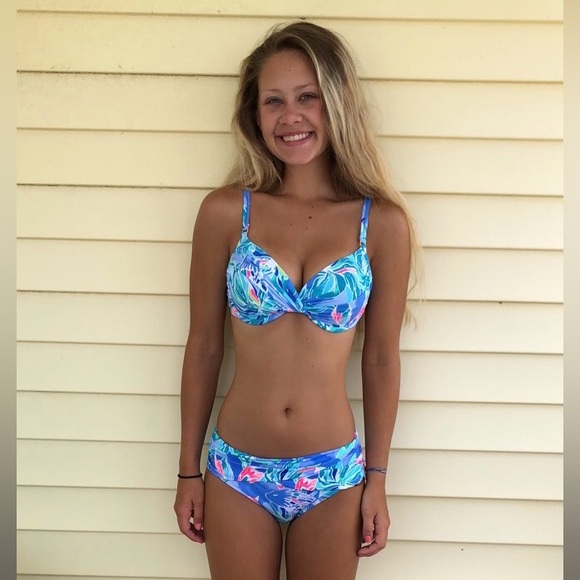 Lilly Pulitzer Bikini Bottoms - Picture 8 of 8